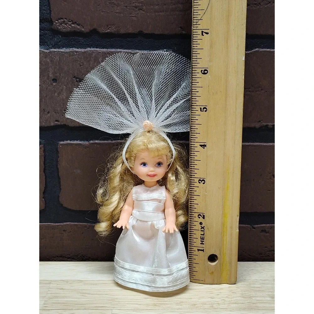 Vintage Lil Bride Doll Barbie 1994 4
